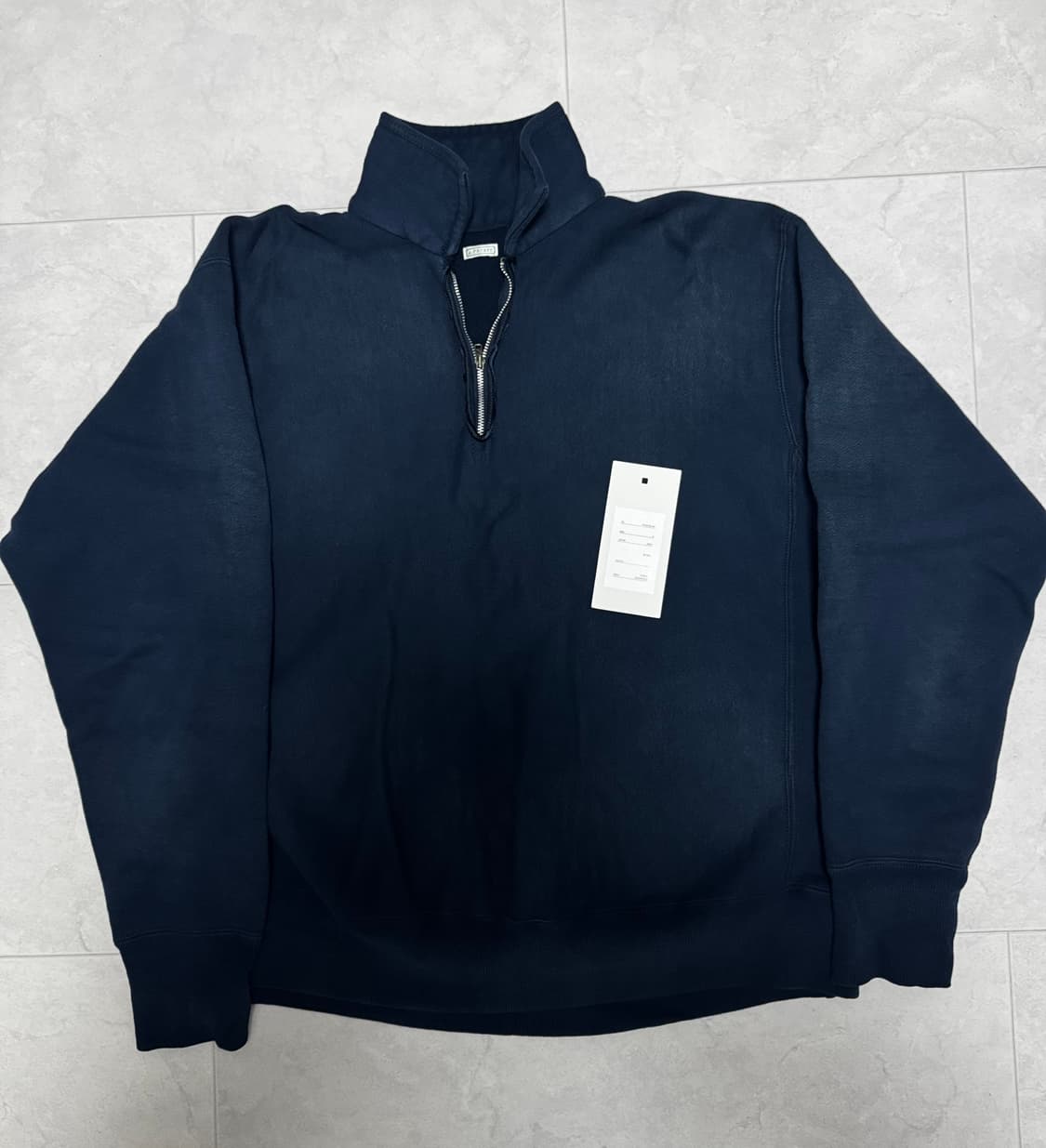 아프레쎄24 하프집업  상품이미지1