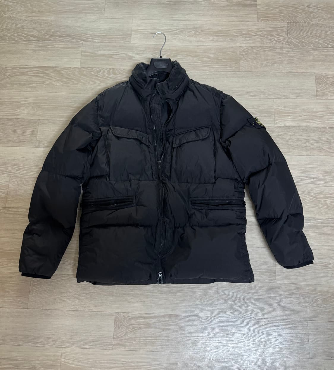 22FW L 블랙 스톤아일랜드 크링클랩스 패딩  상품이미지1