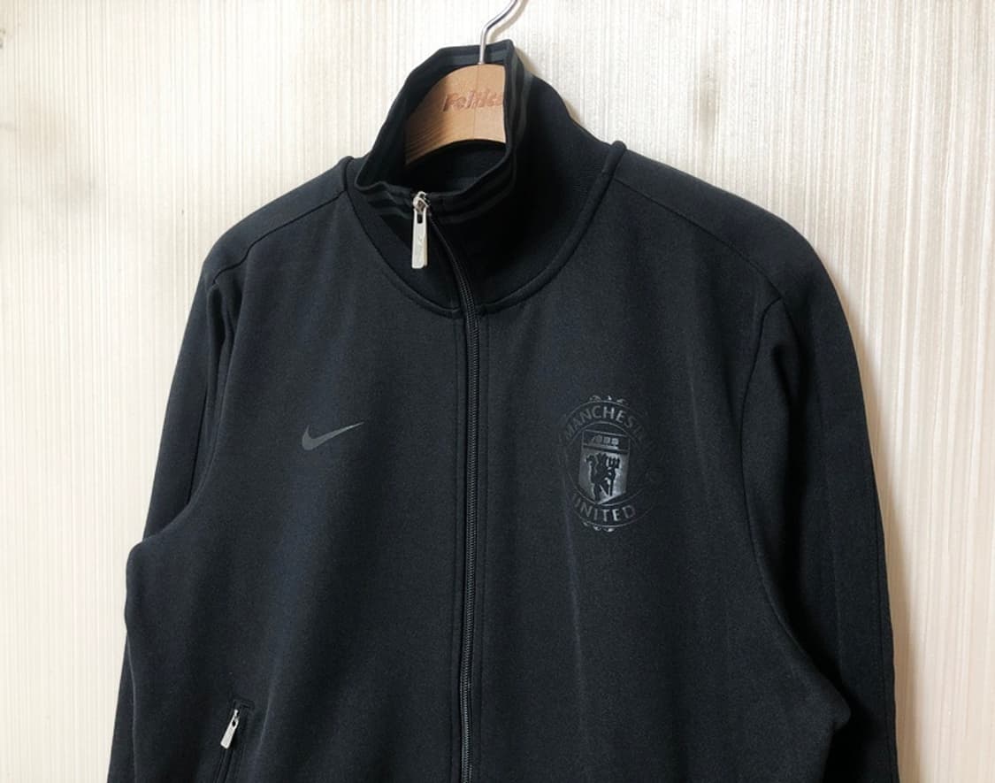 나이키 맨체스터유나이티드 N98 블랙아웃 트랙자켓 L(100) 상품이미지6