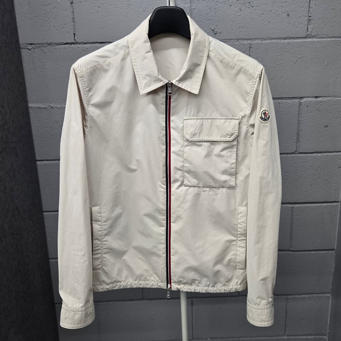 몽클레어 EPTE 삼선 바람막이 2 상품이미지2