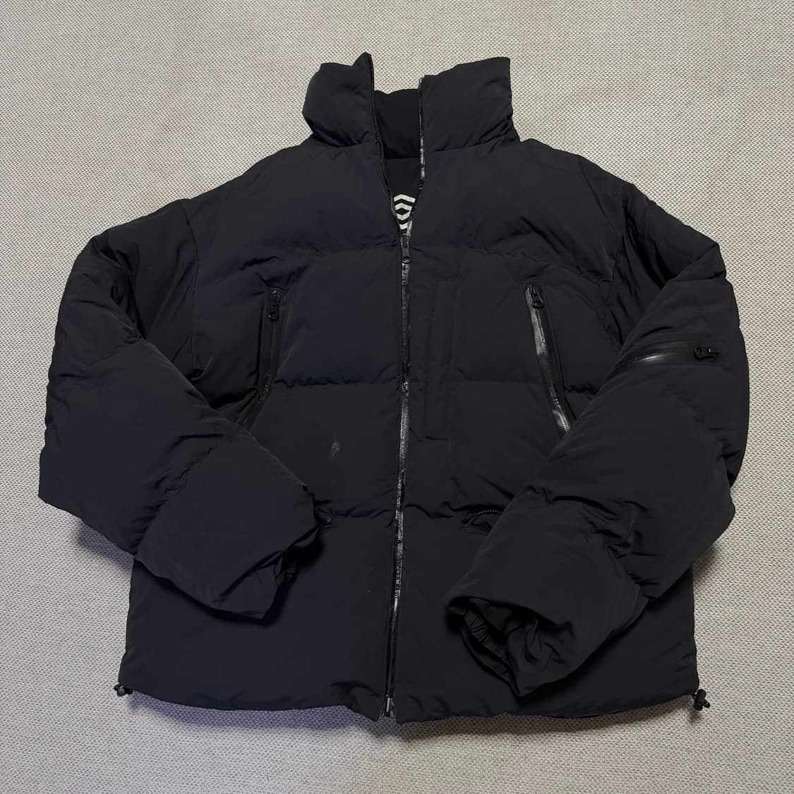 엄브로 멀티로고 리버시블 숏패딩 자켓 상품이미지2