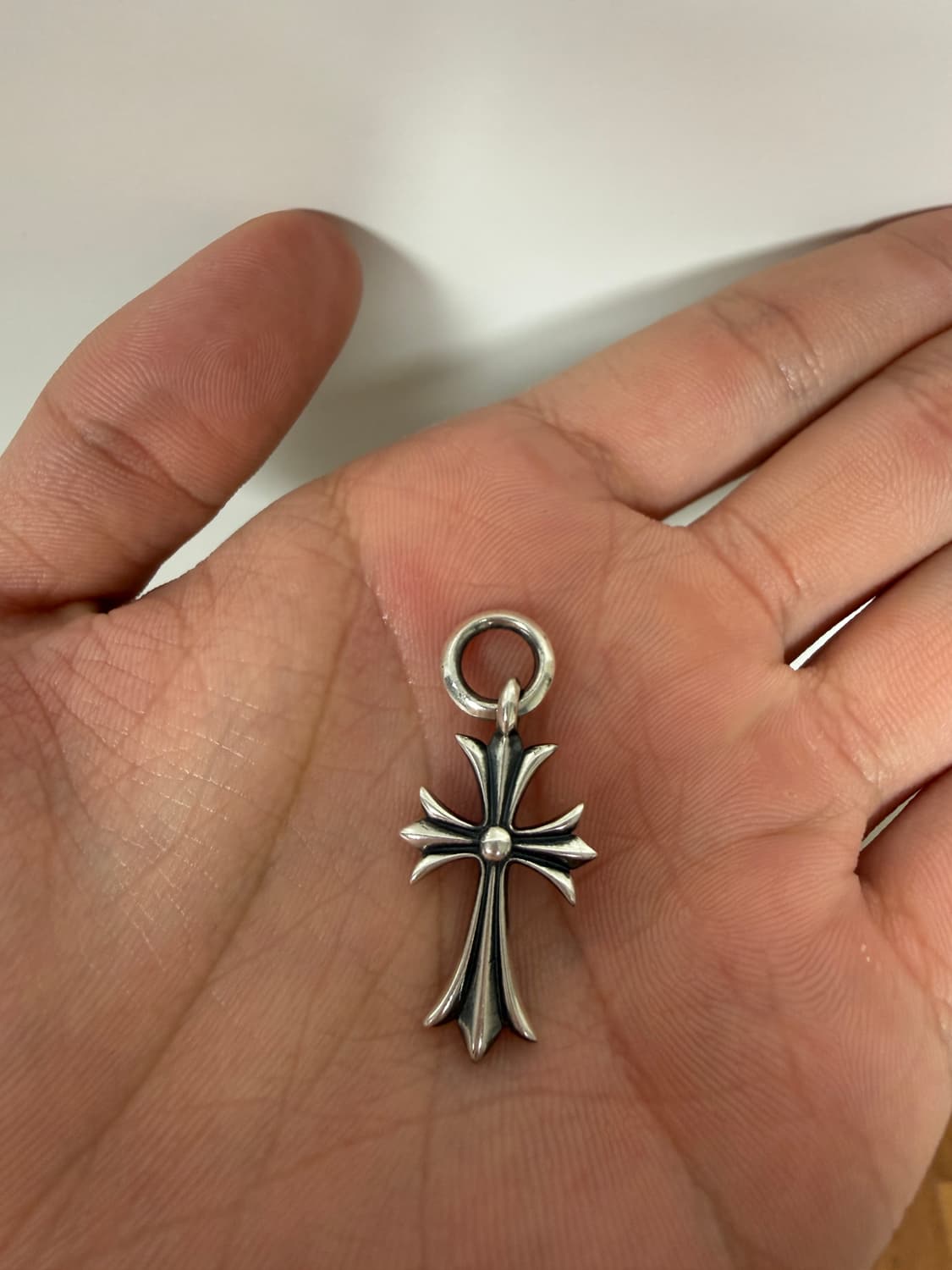 크롬하츠 타이니 크로스 팬던트 상품이미지2