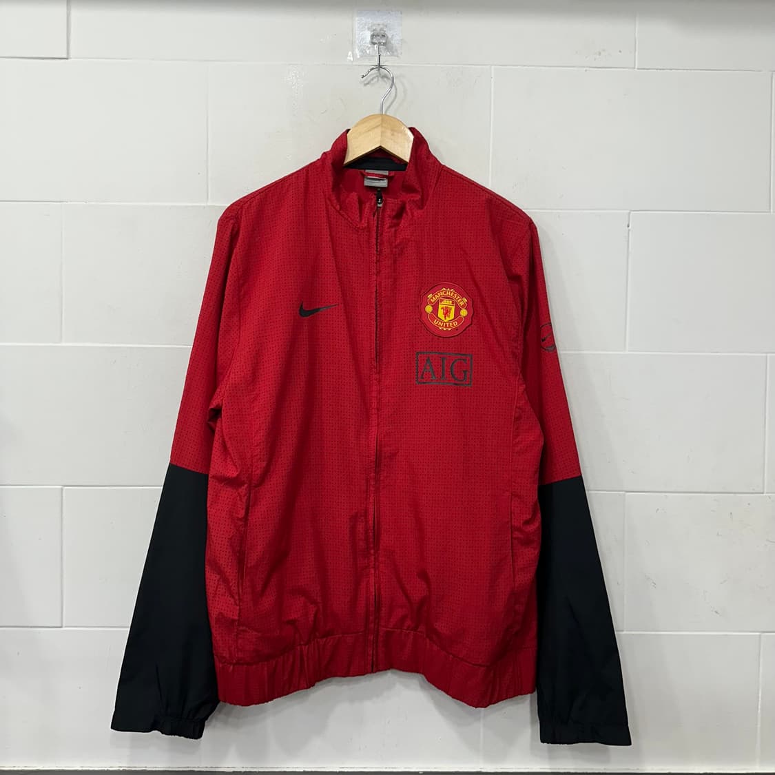 나이키 맨유 바람막이 상품이미지1