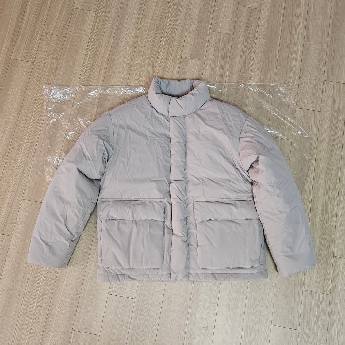 새제품) 마인드브릿지 미니멀 숏 다운 패딩 점퍼 100. 체감XL 105 상품이미지1