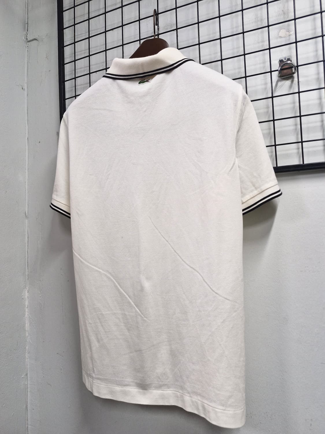 105XL 라코스테 카라 반팔티 아이보리. 상품이미지7