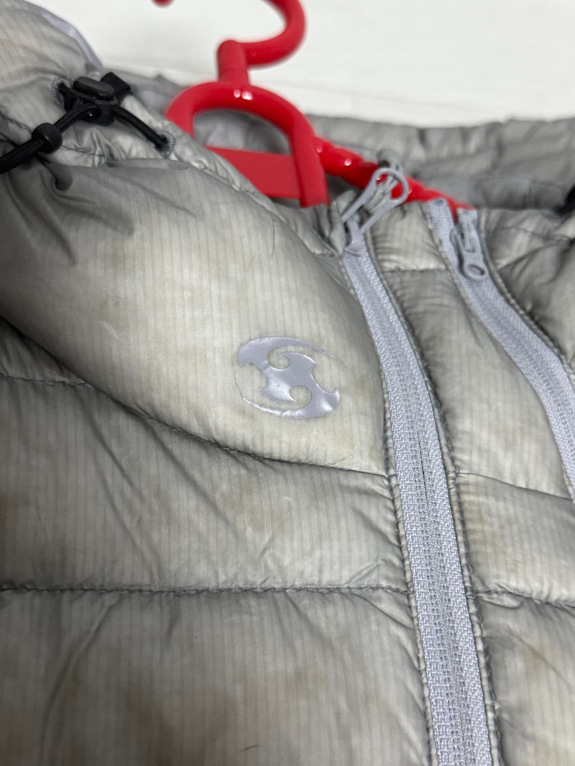 산산기어 24fw 서픽스 푸퍼 2size 판매합니다 상품이미지2