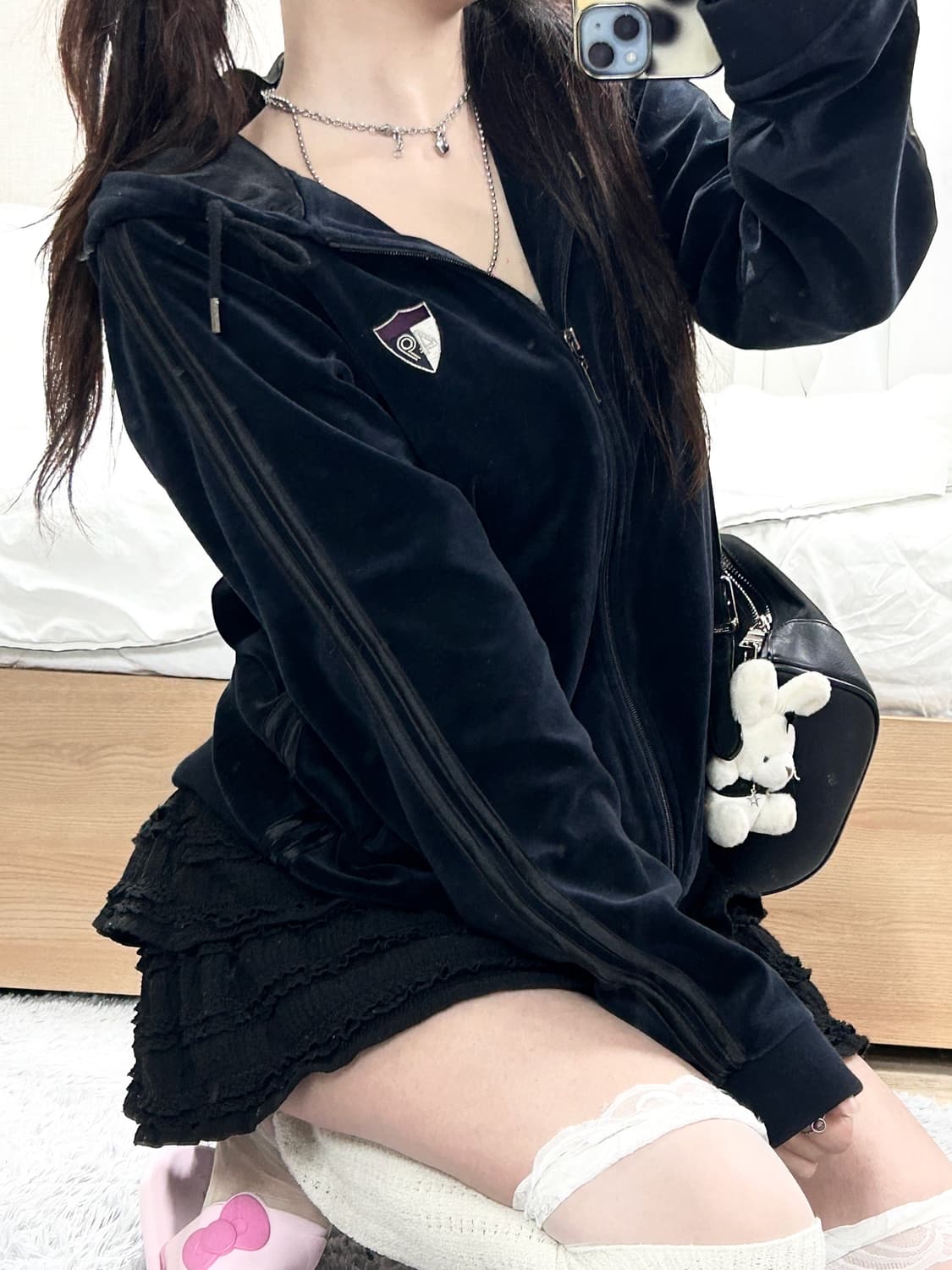 아식스 00‘s 글리터로고 벨벳 후드집업 상품이미지5