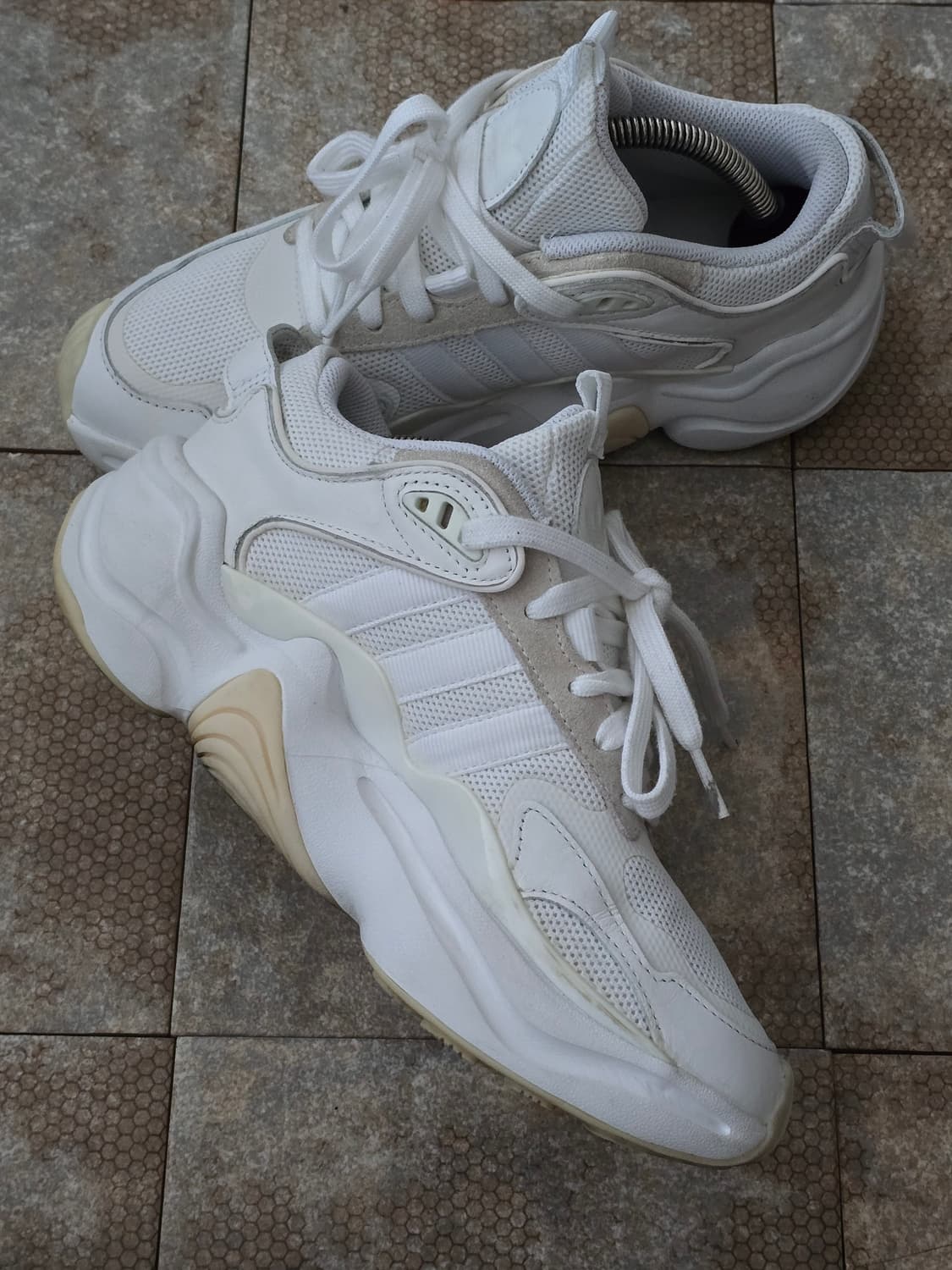 (240)아디다스 매그머 러너  상품이미지5