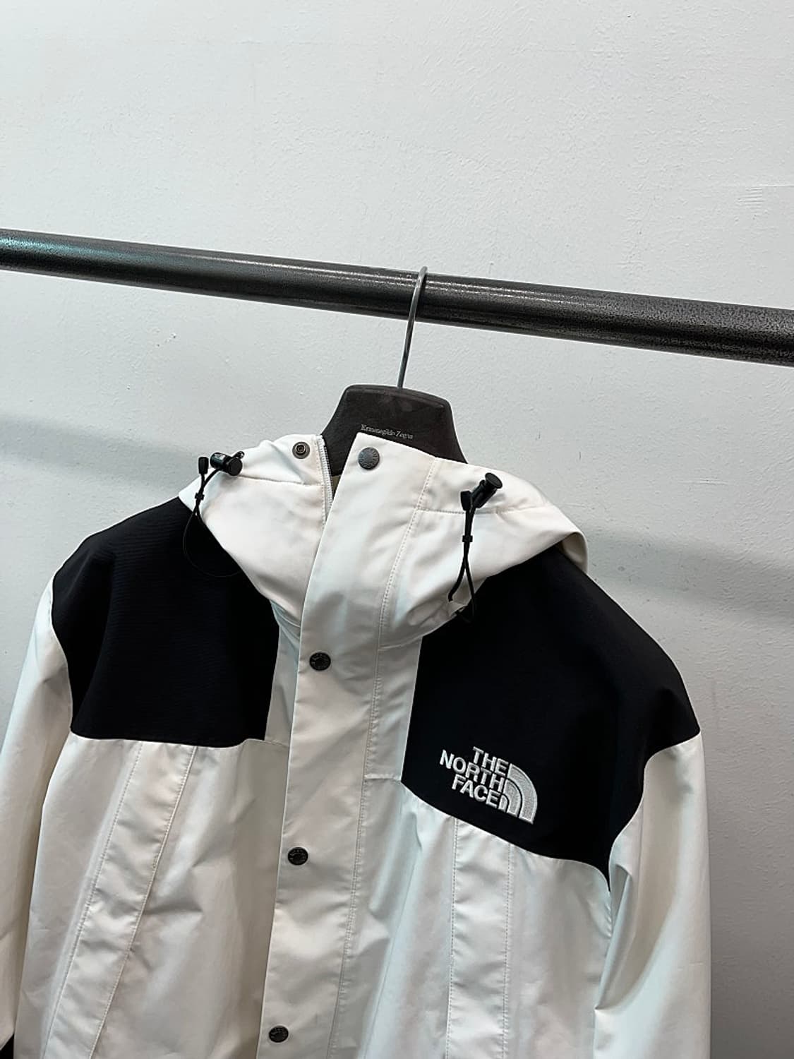 105) 노스페이스 신형 마운틴 자켓  상품이미지2