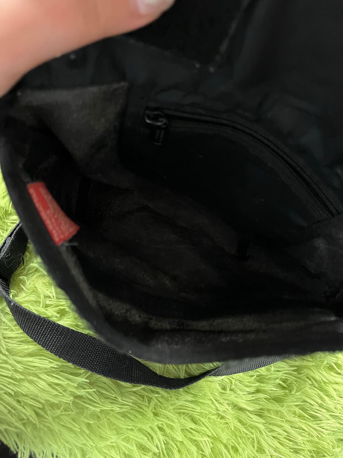 빈티지 블랙 도트 메신저백 상품이미지2