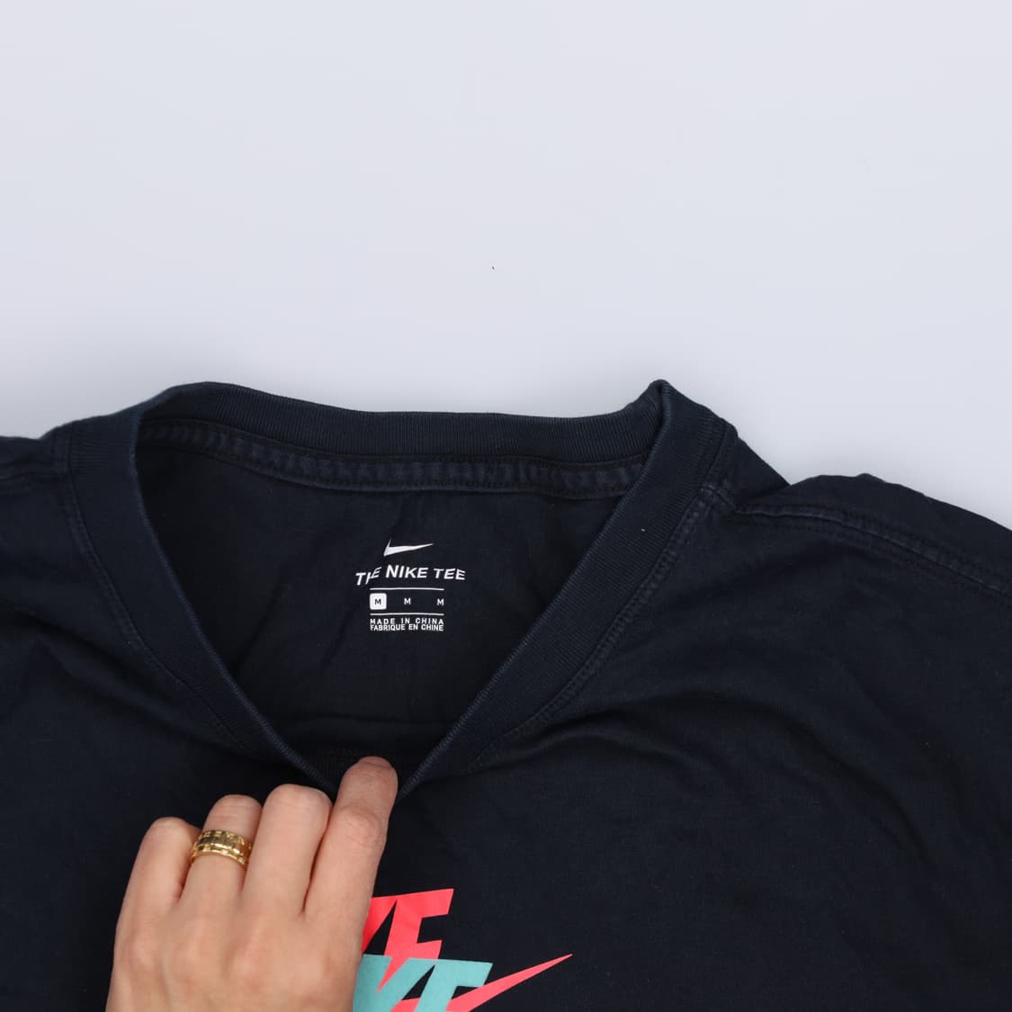 M 나이키 여성 프린팅 반팔티 0410H1 상품이미지3