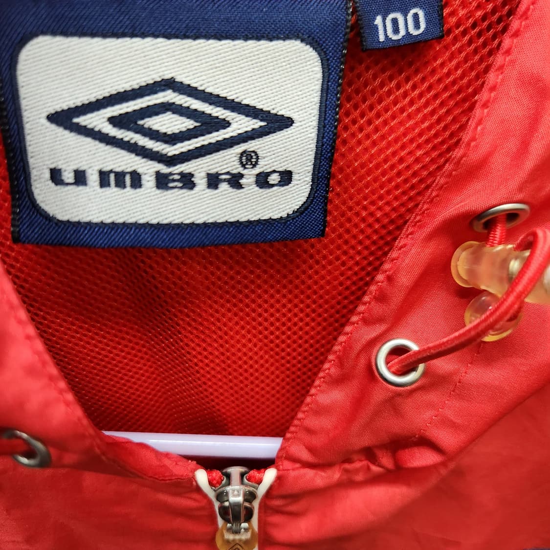 엄브로 잉글랜드 국가대표 빈티지 반팔 후드 스트링 바람막이100(L) 상품이미지6