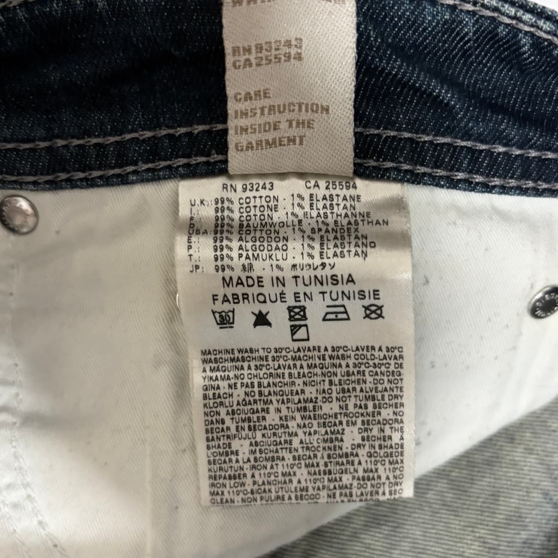 디젤 타나즈  백포켓 지퍼 디테일 슬림 스트레이트 진 상품이미지7