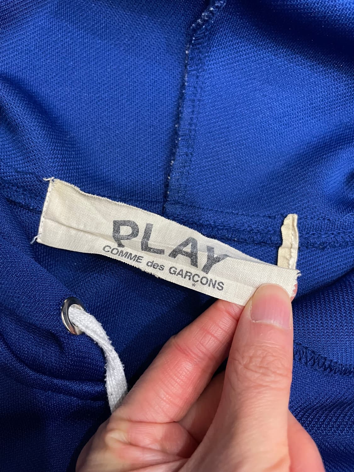 꼼데가르송 블루 레드와펜 후드집업 상품이미지7