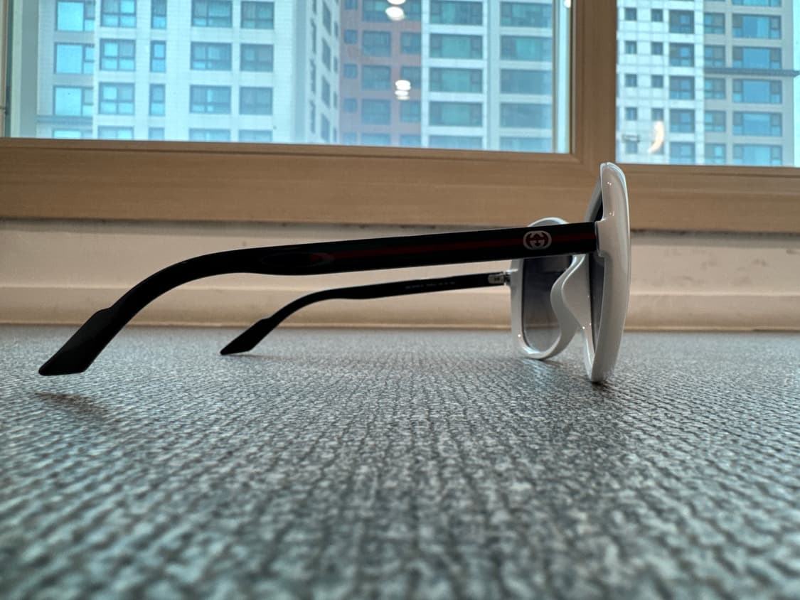 구찌 빈티지 빅프레임 화이트 선글라스  상품이미지4