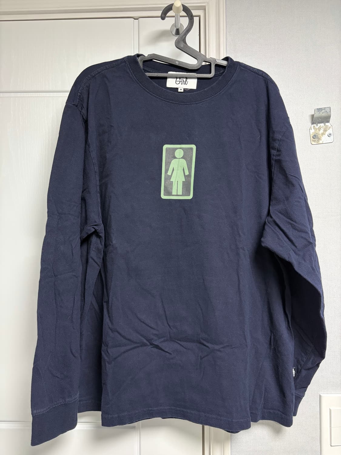 걸 스케이트보드 네이비 롱티셔츠 상품이미지1