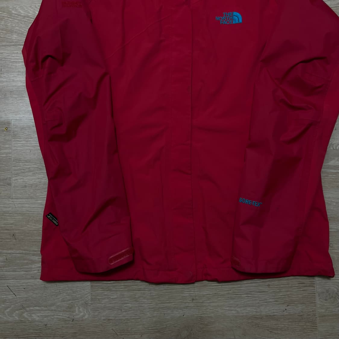 노스페이스 여성 고어텍스 써밋시리즈 바람막이 후드자켓 [레드] S/90 상품이미지3