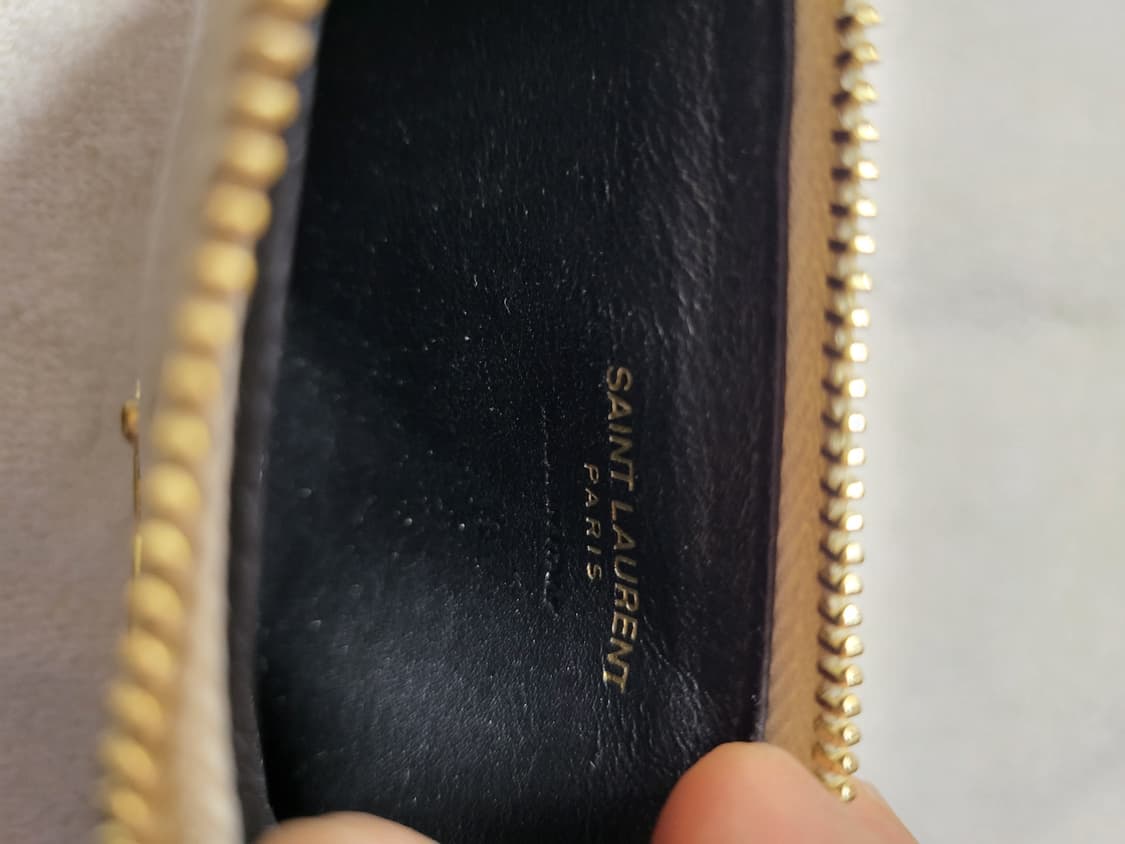 생로랑 마틀라세 카드지갑 크림색 상품이미지3