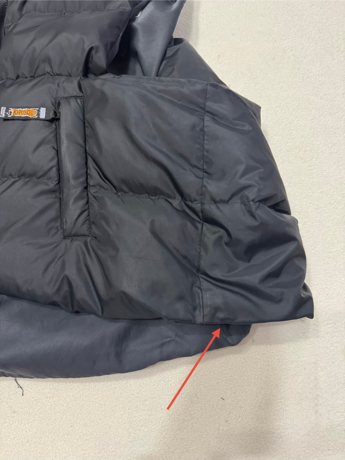 캐피탈 립스탑 나일론 다운 버거 킬 조끼 블랙 상품이미지7