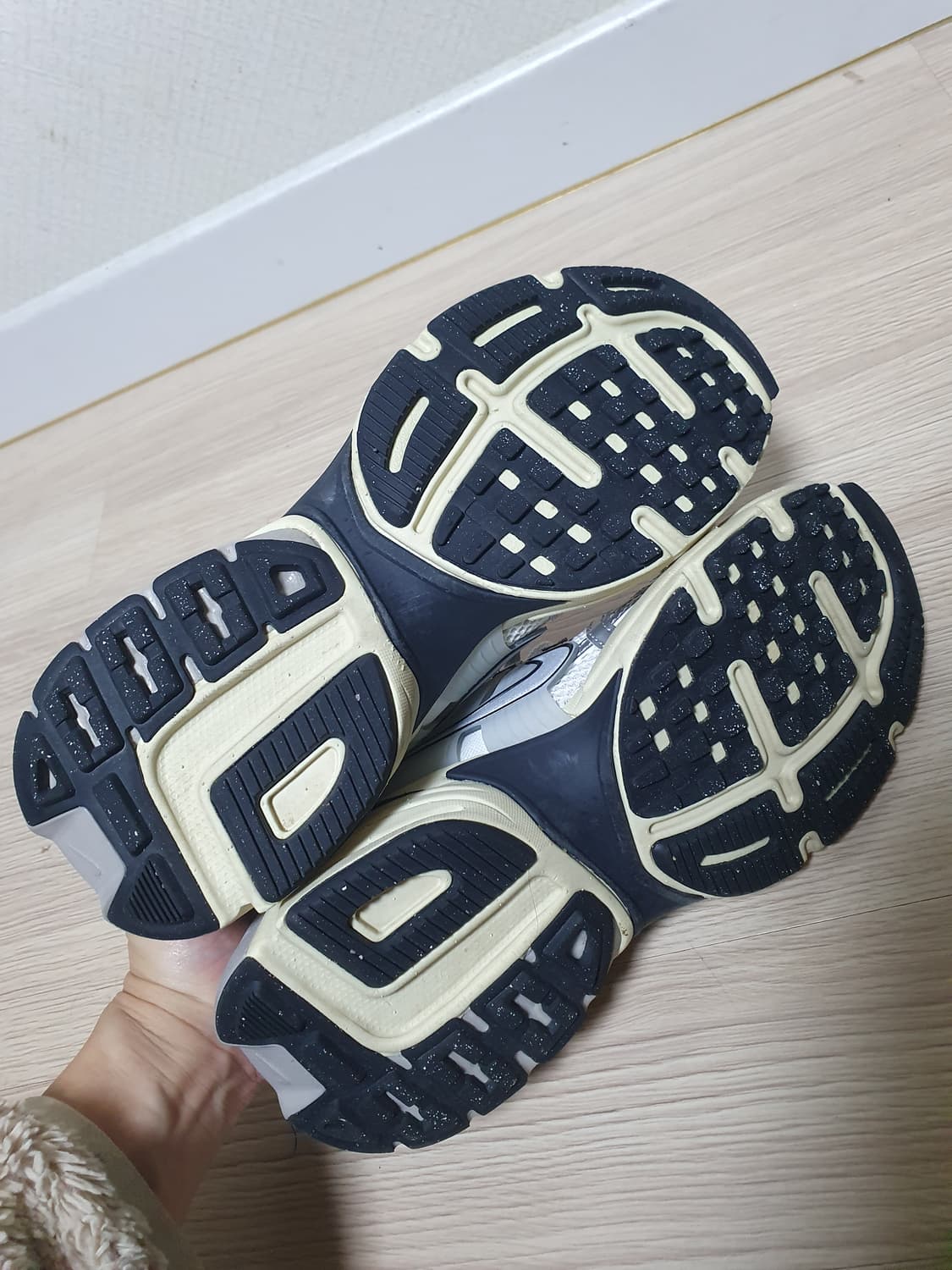 나이키 v2k 런 운동화 245 상품이미지6