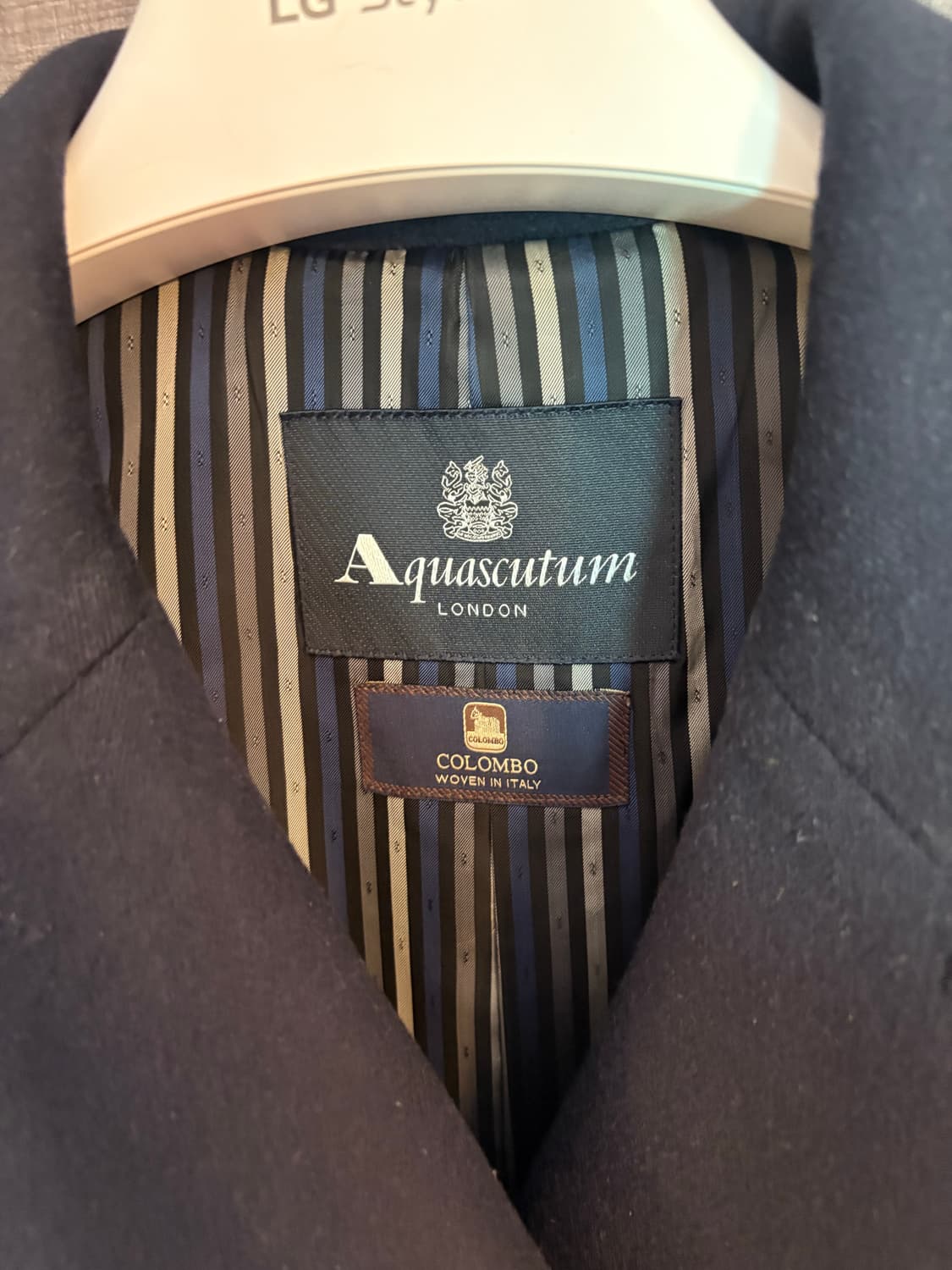 아쿠아스큐텀 네이비 더블 코트 Japan 상품이미지2