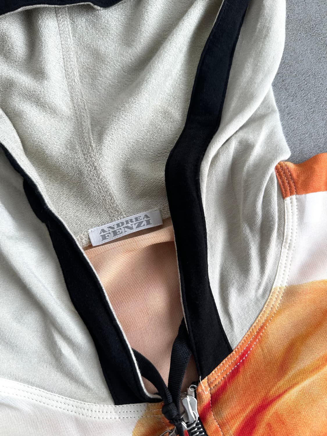 Andrea Fenzi 2000s 실크 프린트 후드 베스트 상품이미지3