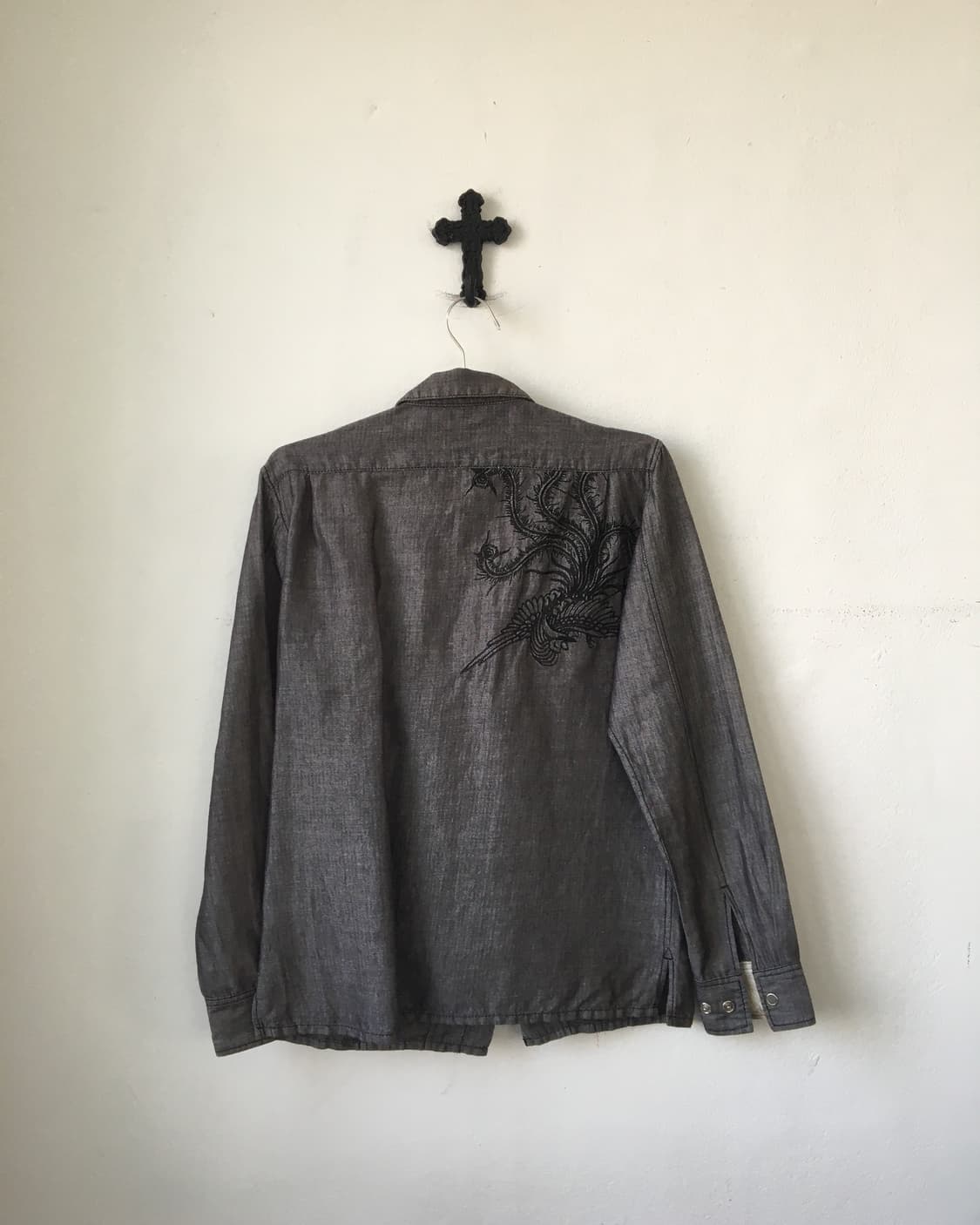 Back needle work point shirt 상품이미지1