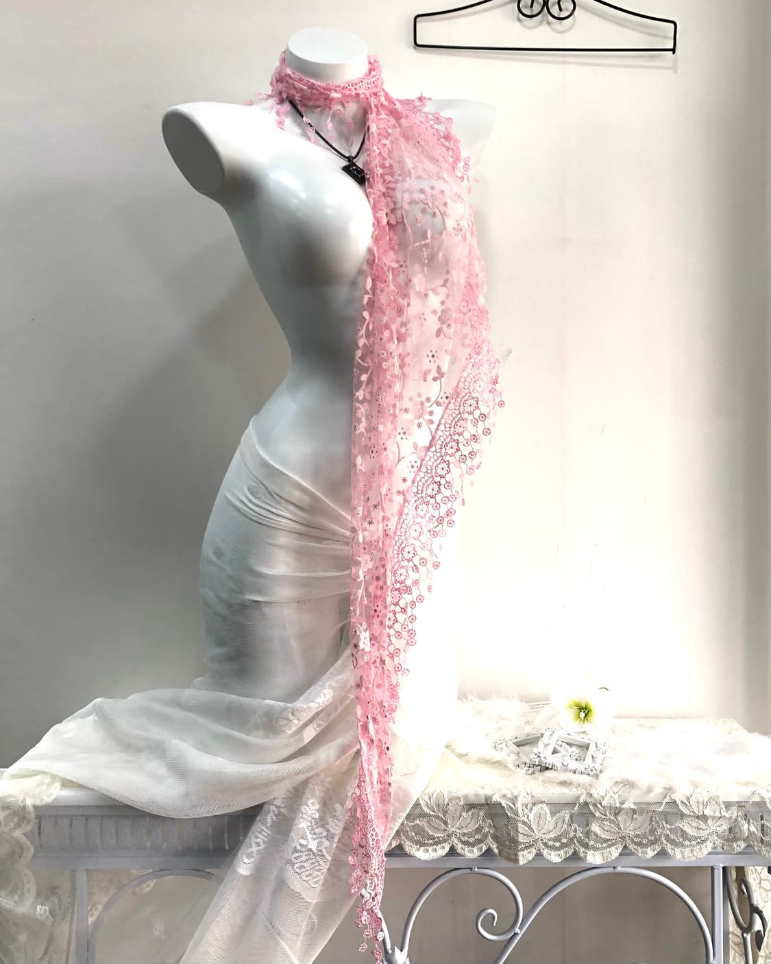 pink floral pattern shawl scarf  상품이미지2