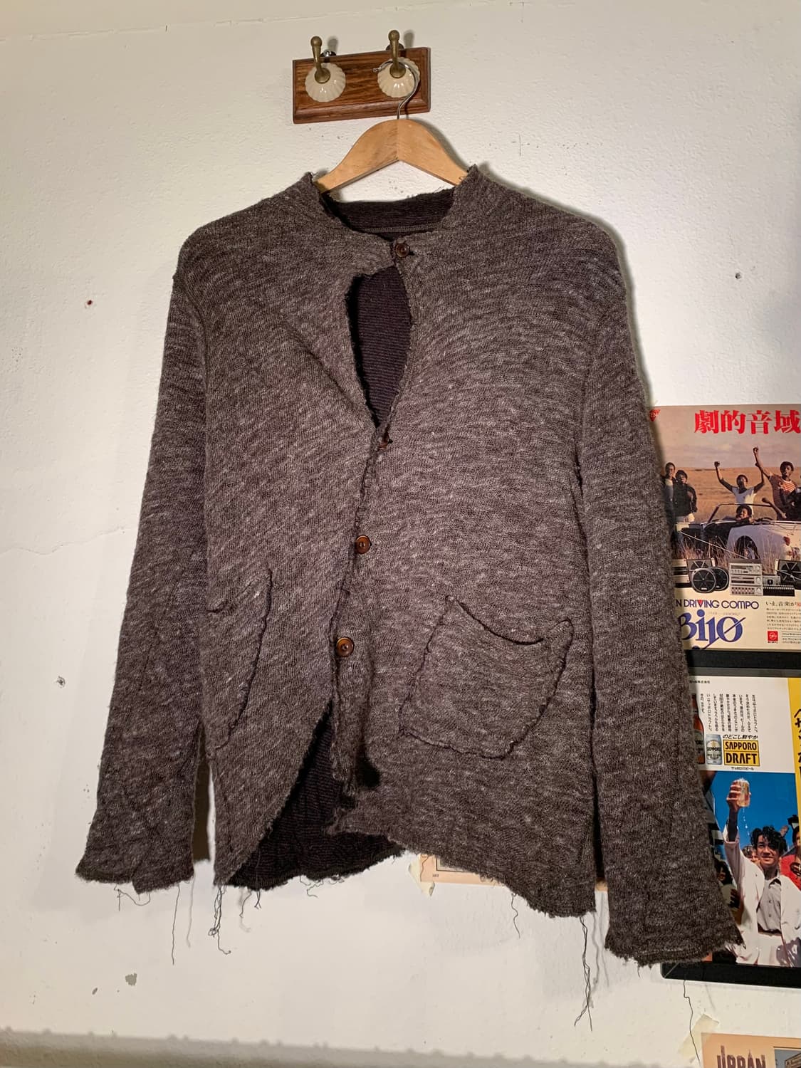 캐피탈 사이드 버튼 사선 가디건 상품이미지1