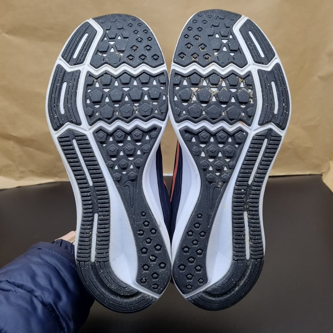 나이키 다운쉬프터8 여성운동화235  상품이미지3