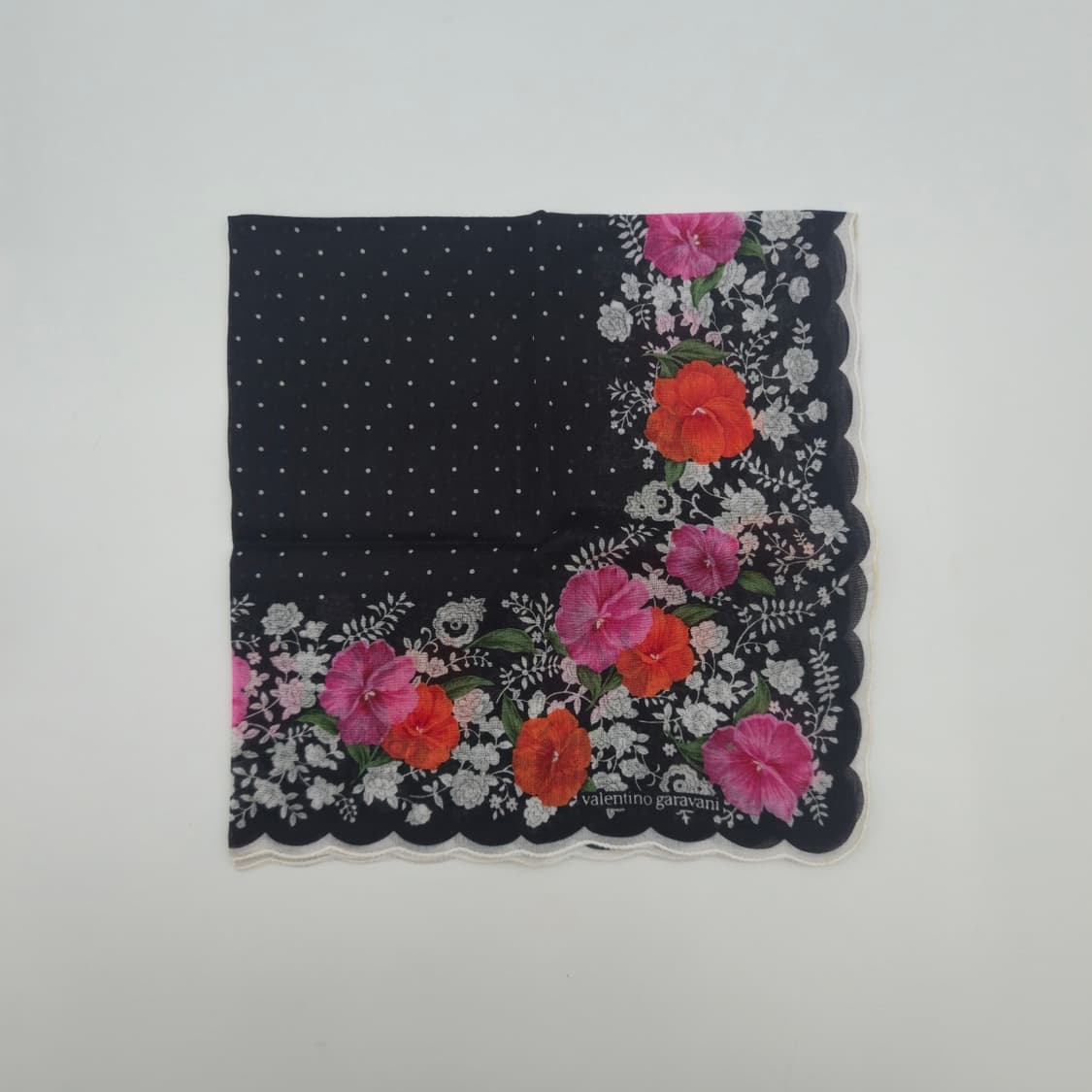 발렌티노 가라바니 손수건 스카프 [FB11735-1228-27] 상품이미지3