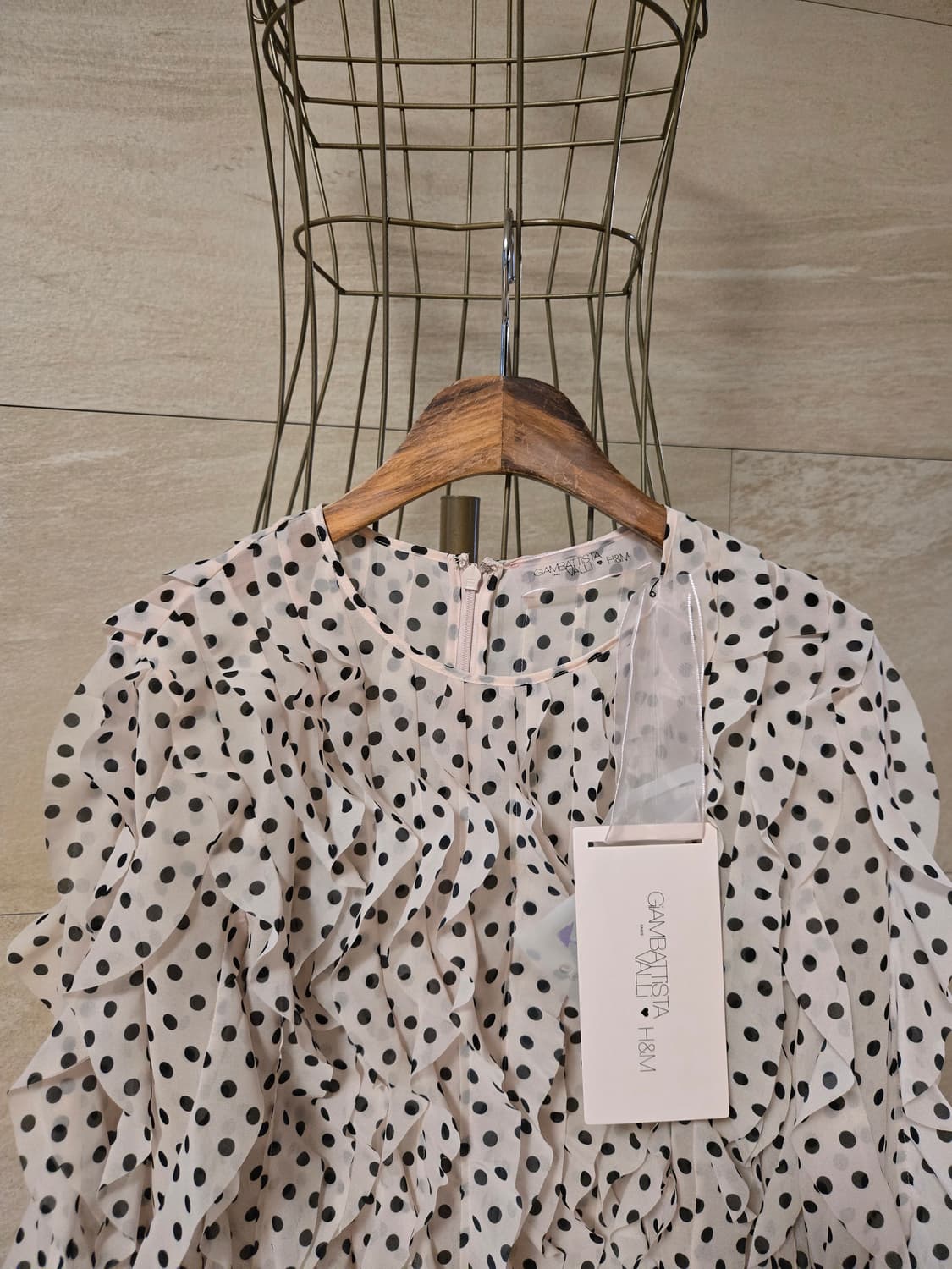 [36/미착용] 지암바티스타발리 x H&M 콜라보 블라우스  상품이미지3