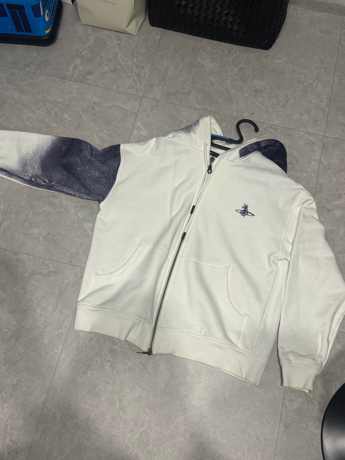 비비안웨스트우드 후드집업 상품이미지1