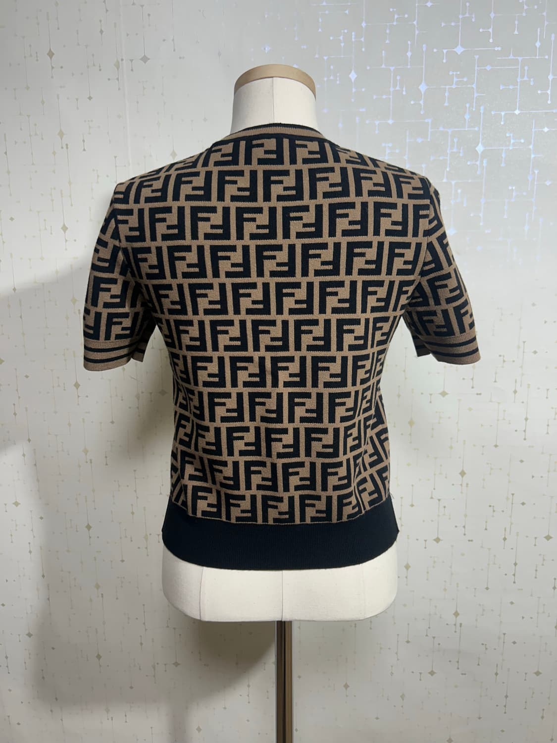 FENDI 펜디 패브릭 FF 모티프 스웨터 -미착용새상품- 상품이미지2