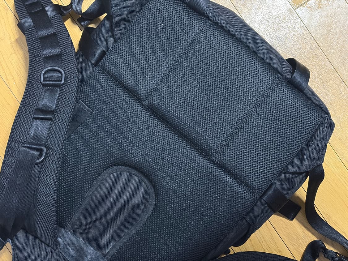 뉴에라 백팩 상품이미지2