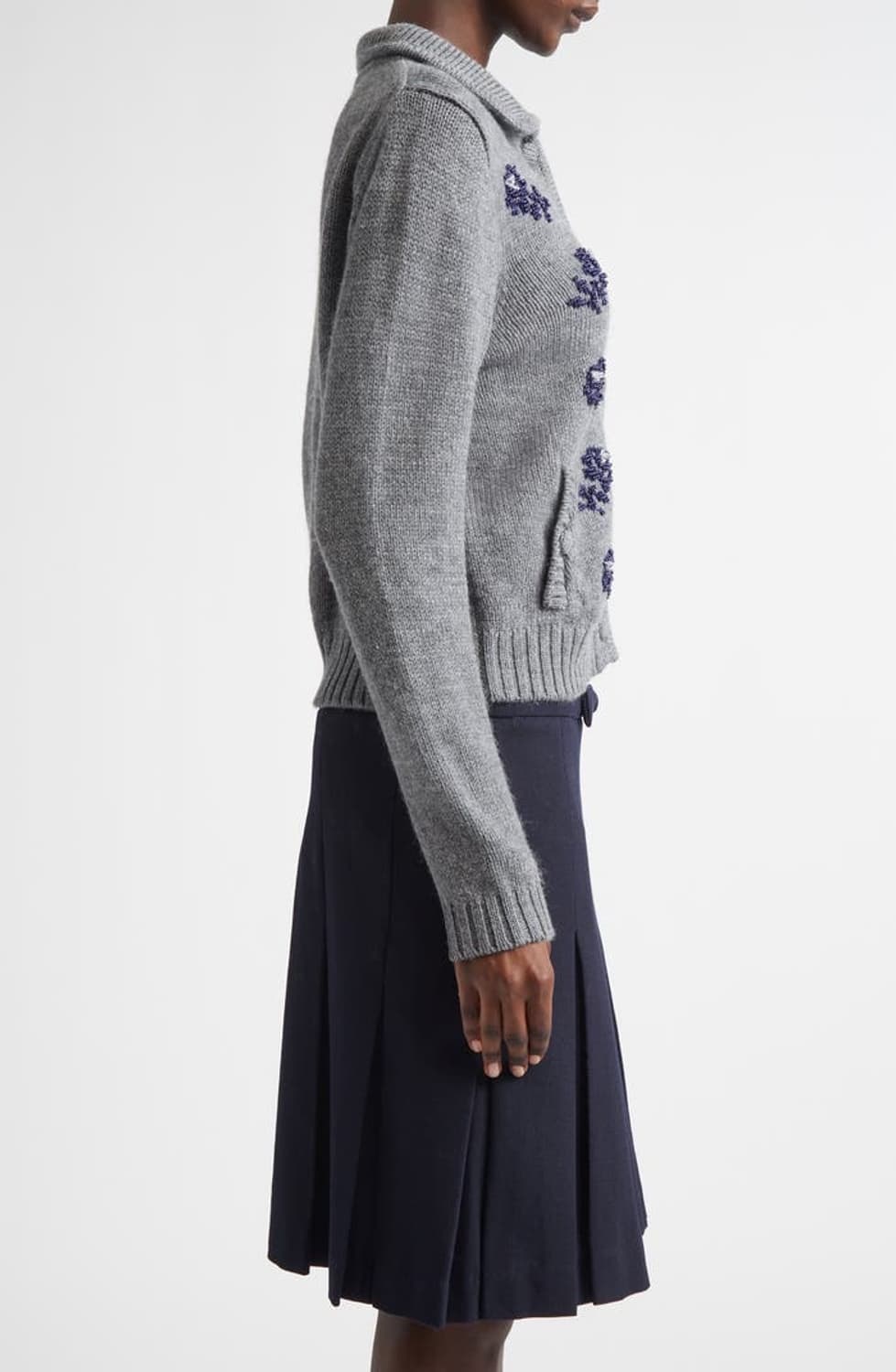 [8]슈슈통 25fw 자수 비즈 가디건/그레이 상품이미지5