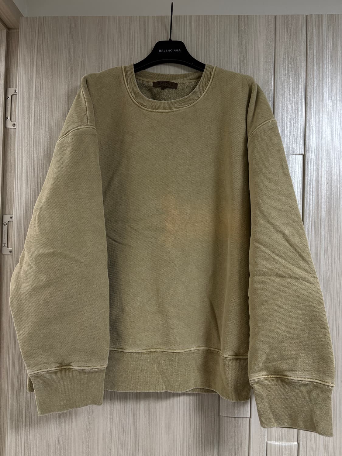 이지 시즌3 맨투맨 어스 상품이미지1