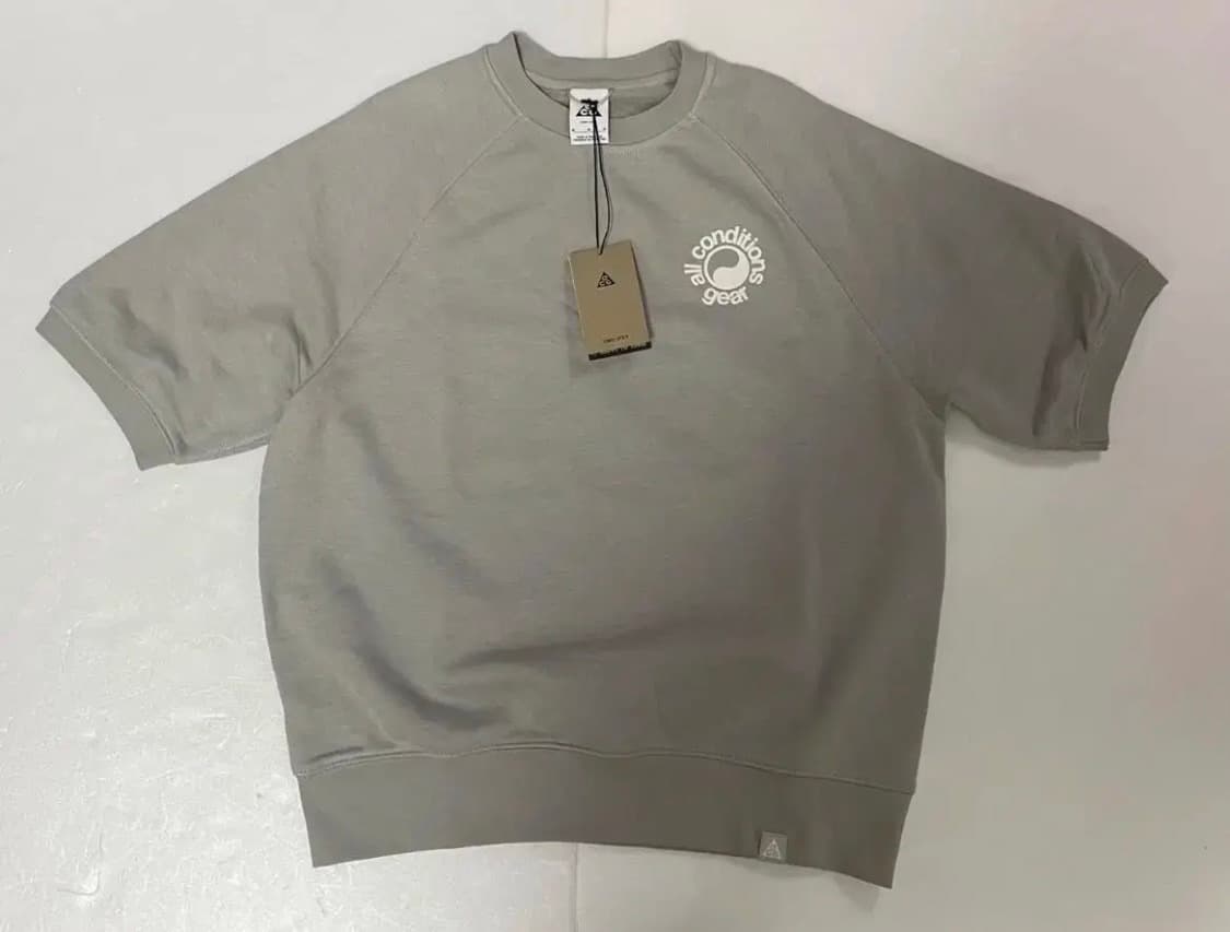 나이키 남성 acg 그레이 반팔 nike 상품이미지1