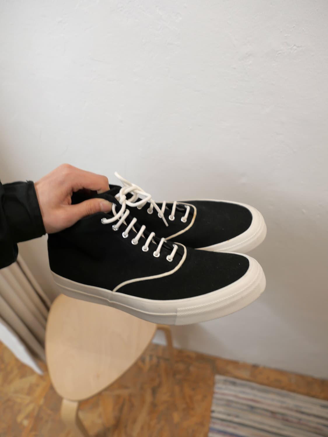 옴므 플리세 x 와쿠와 스니커즈 상품이미지2