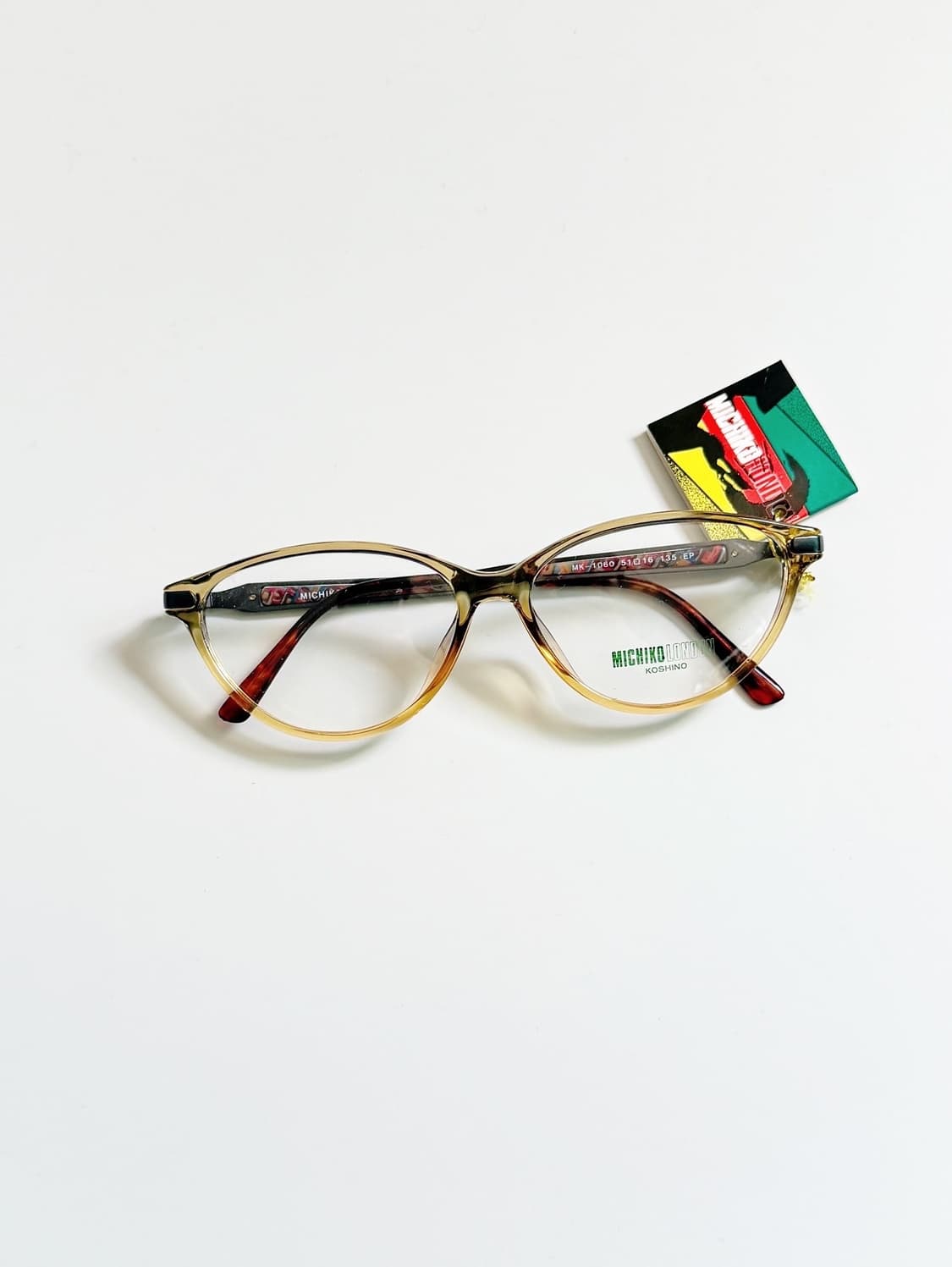 90s 미치코 코시노 런던 그라디언트 캣아이 뿔테 빈티지 안경 상품이미지1