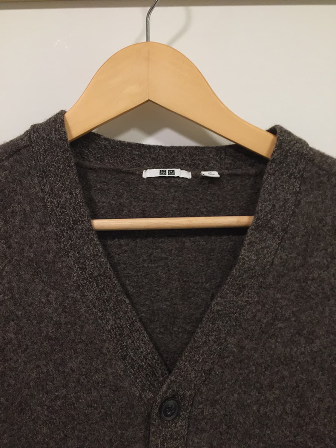 여성 유니클로 브이넥 가디건 100 상품이미지4