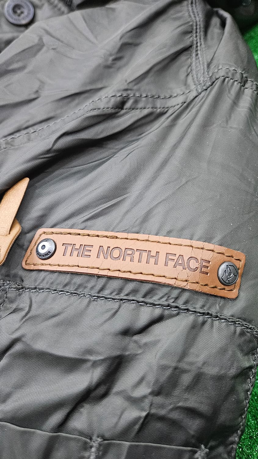 노스페이스 야상느낌패딩 90(S) 카키 상품이미지4
