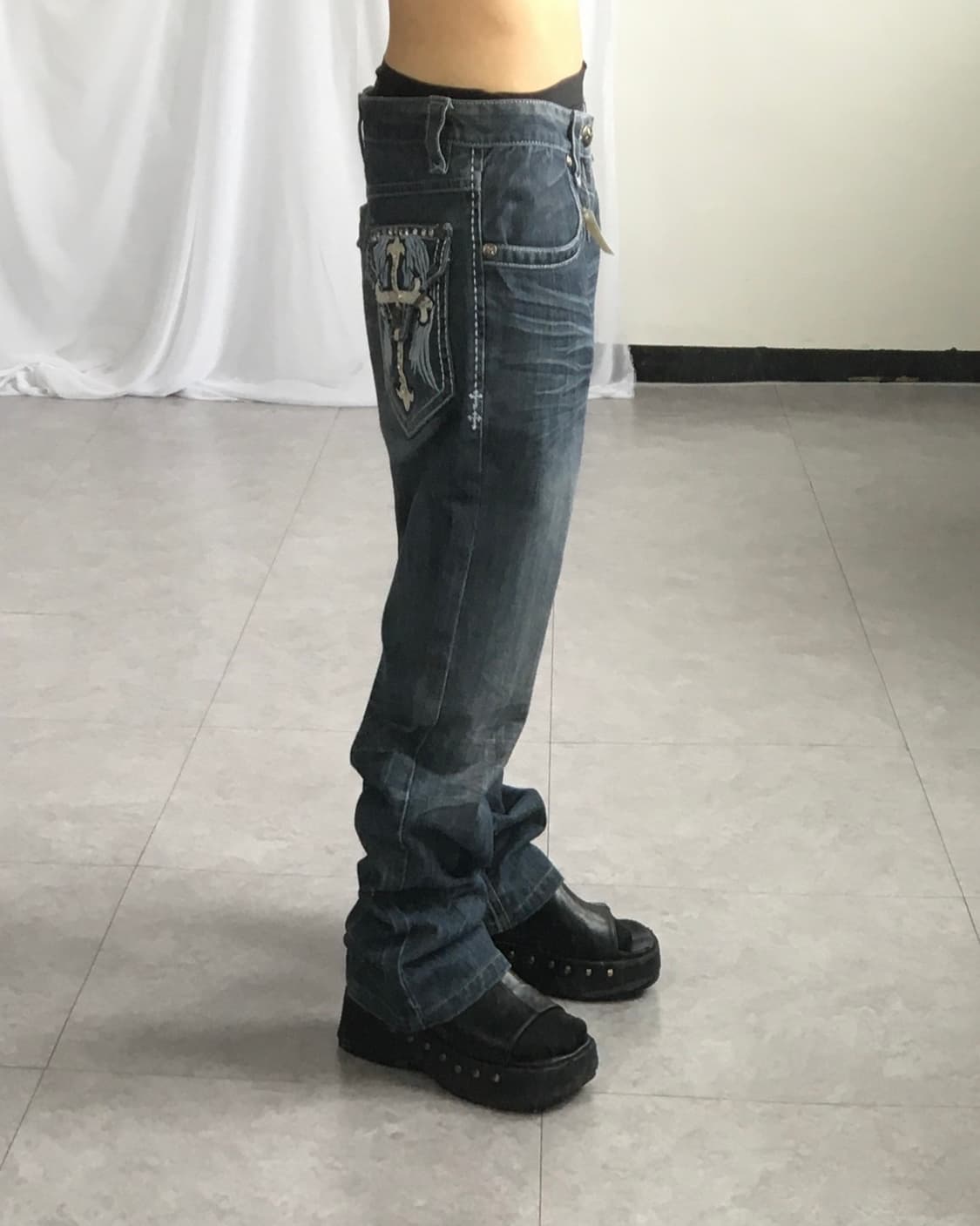 Back cross patch point denim pants 상품이미지9