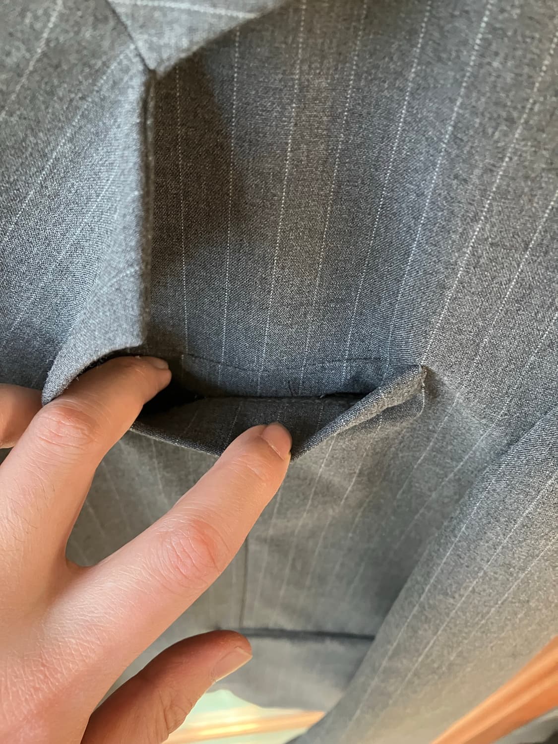 TNGT 핀스트라이프 더블 블레이저 105(새상품급) 상품이미지6