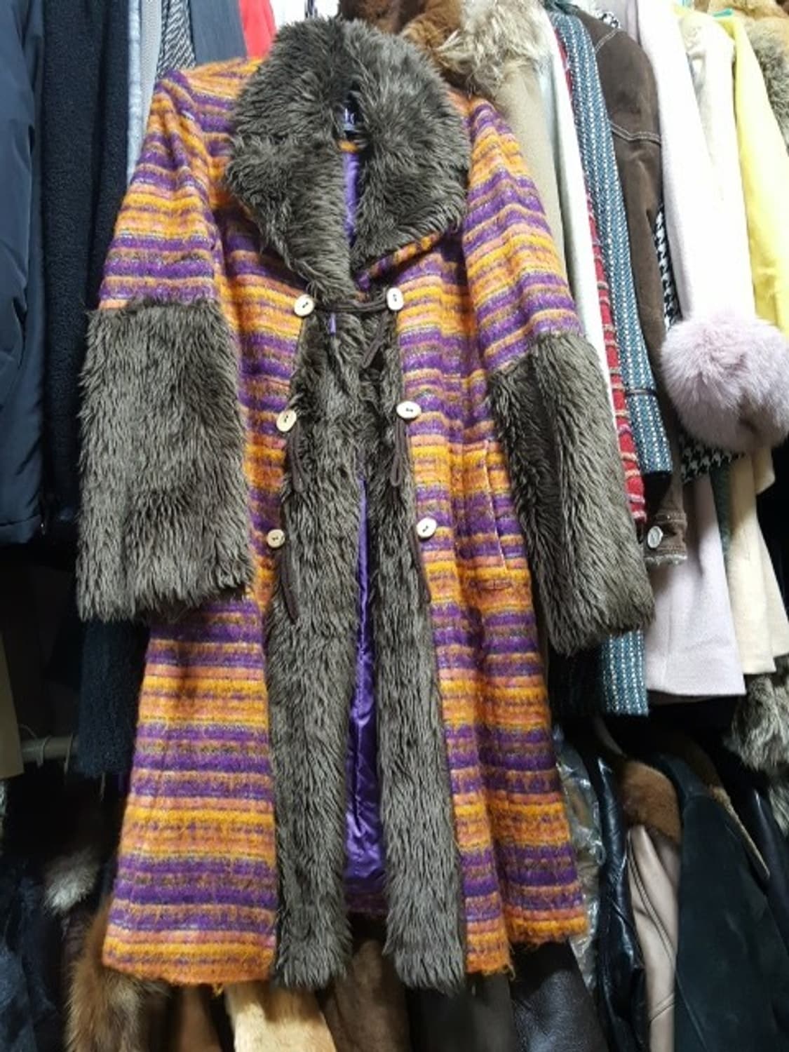 수입보세 Clutch EXCLUSIVE정품 화려한 롱 모피코트 55사이즈 상품이미지1