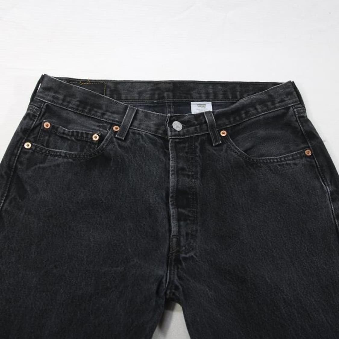 (착용컷) 리바이스 501 흑청 (남성용 31-32) 상품이미지4