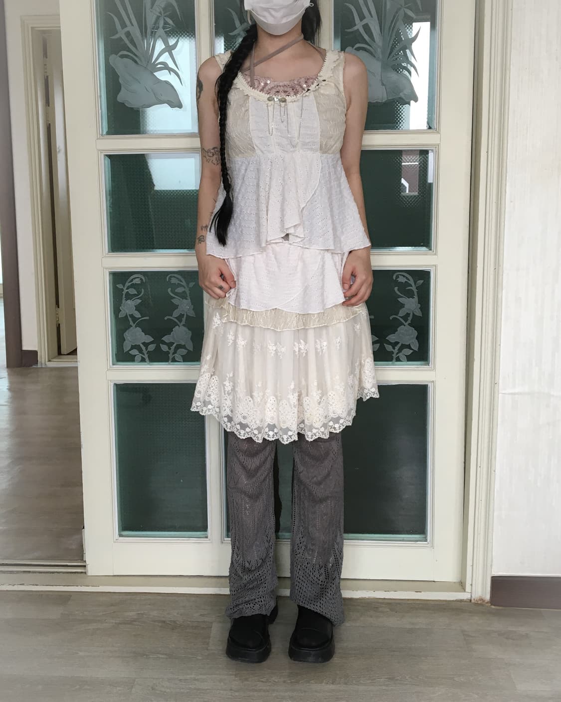 Button patch point sleeveless 상품이미지1