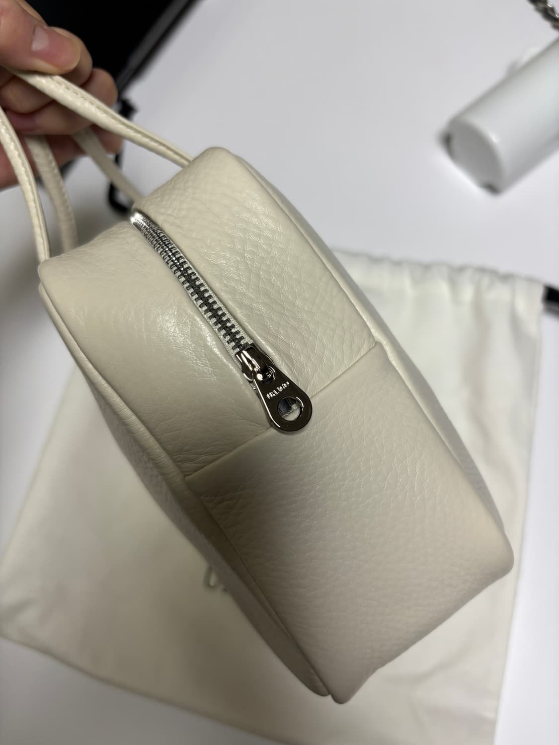 유라고 Square top handle bag 아이보리 상품이미지8