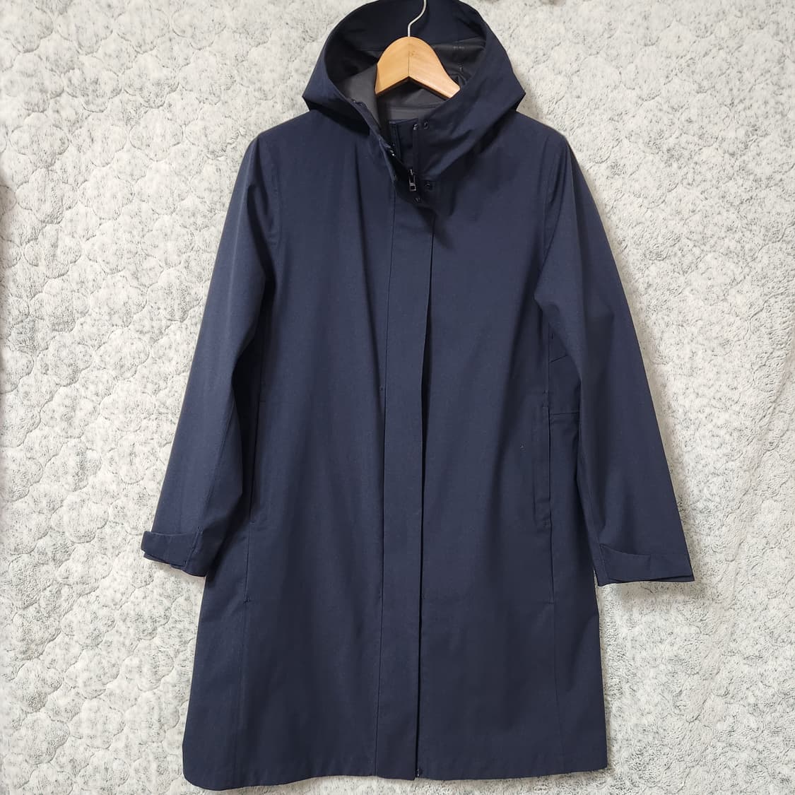 H495 [XL] 유니클로 블록테크 후드 여성 바람막이 상품이미지1