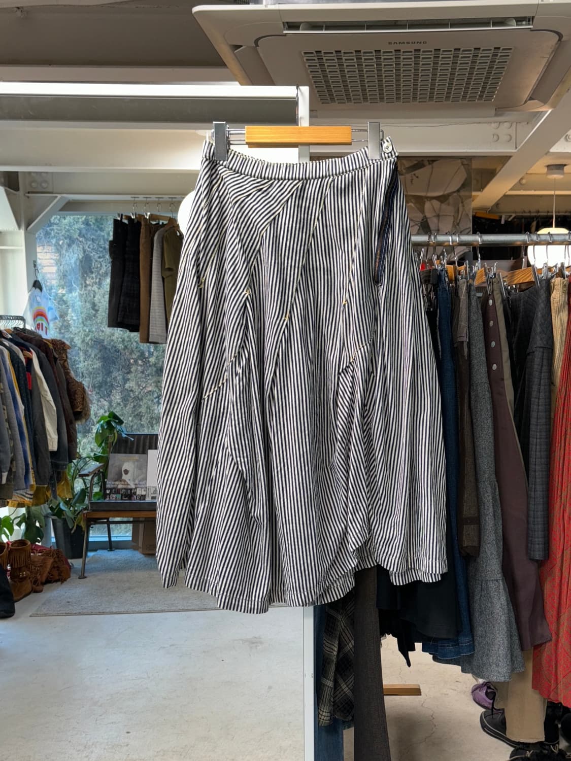 메르시보꾸 스트라이프 벌룬 스커트 상품이미지1